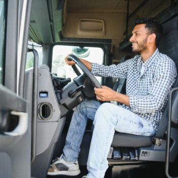 4-Étapes Clés pour Devenir Chauffeur Routier